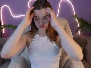lovelyylilu from CamSoda is Freechat