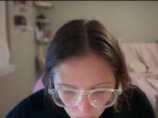 lovestobespoiled245 from CamSoda is Freechat