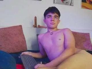 lucadelart from CamSoda is Freechat