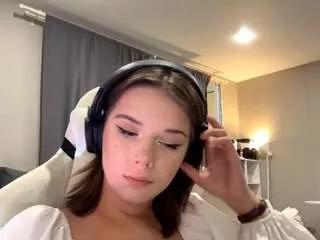 lucilatyssens from CamSoda is Freechat
