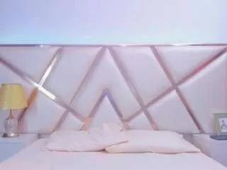 lucinearias from CamSoda is Freechat