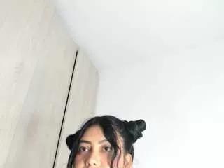 luuciana from CamSoda