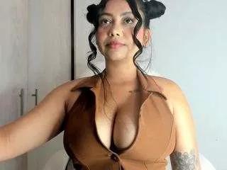 luuciana from CamSoda