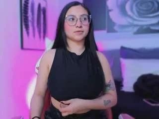 luucyjoness from CamSoda