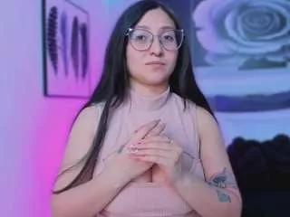 luucyjoness from CamSoda