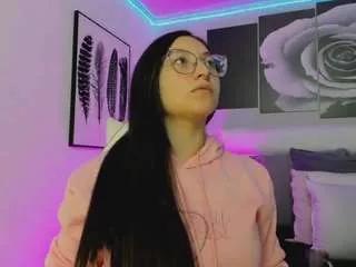 luucyjoness from CamSoda