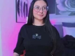 luucyjoness from CamSoda