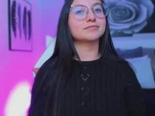 luucyjoness from CamSoda