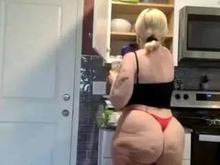 maaad-maxxx from CamSoda