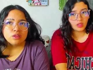 maddie-and-chelsea from CamSoda is Freechat