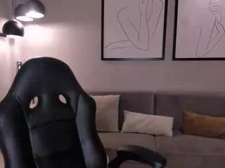 maddisoncollins from CamSoda