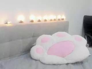 Photos of madelanecoote from CamSoda is Freechat