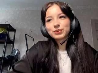 Madelinebaker webcams show profile image 