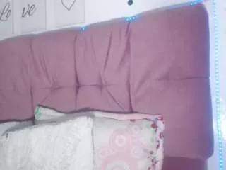 malalaamelie from CamSoda
