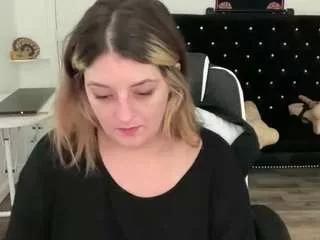 maramaze from CamSoda
