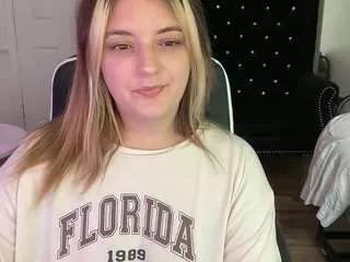 maramaze from CamSoda