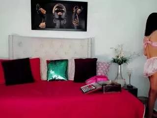 Maria-camilaa webcams show profile image 