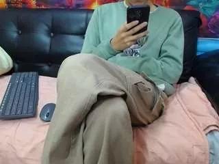 mattew-stand from CamSoda is Freechat
