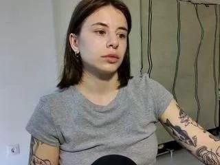 mazzydoll from CamSoda