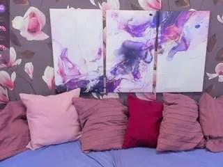 Melaniegrand webcams show profile image 