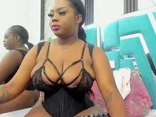 Photos of mia-alvares from CamSoda is Freechat