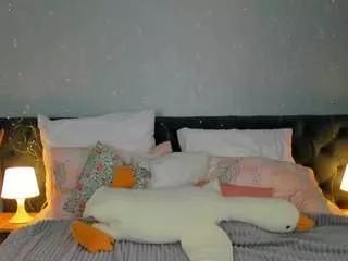 mia-dixons from CamSoda is Freechat