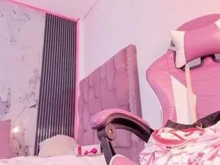 Mia-duarte-1 webcams show profile image 