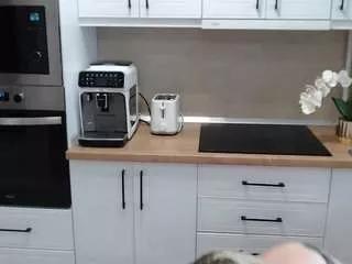 Mikagray webcams show profile image 