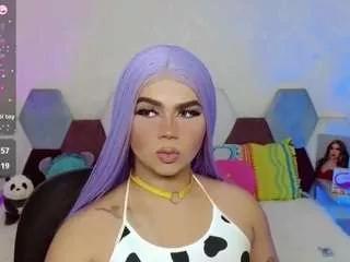 miss-adriana from CamSoda is Freechat