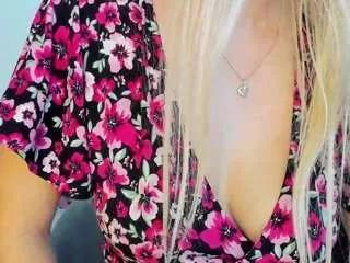 miss-bblonde1 from CamSoda