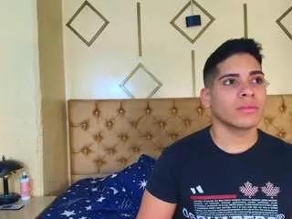 mistyccouplee from CamSoda is Freechat