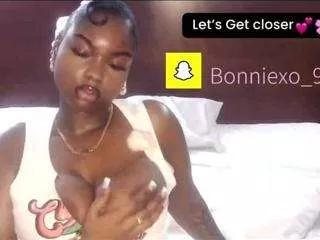 mmoore1022 from CamSoda is Freechat