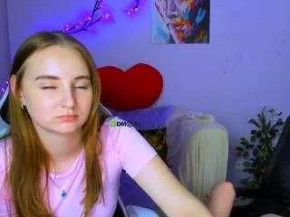 molly-foxys from CamSoda is Freechat