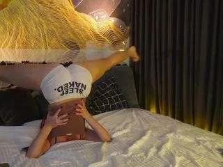 mollylollyglow from CamSoda is Freechat