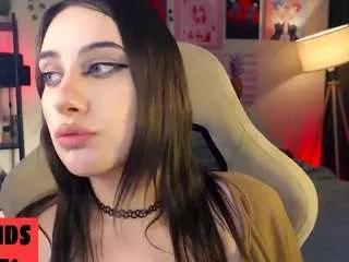 moranakit from CamSoda is Freechat