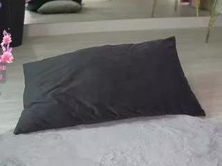 Photos of myablack from CamSoda is Freechat