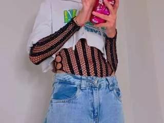 Photos of nickifox1 from CamSoda is Freechat