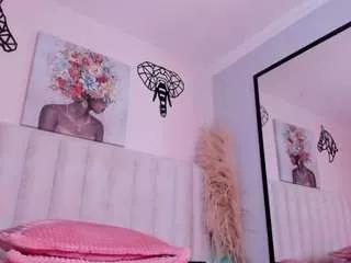 nicolleroses from CamSoda is Freechat
