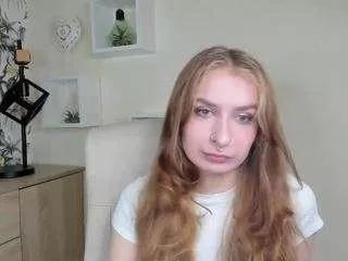 ninablond1 from CamSoda