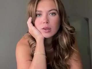 Ninanoell webcams show profile image 