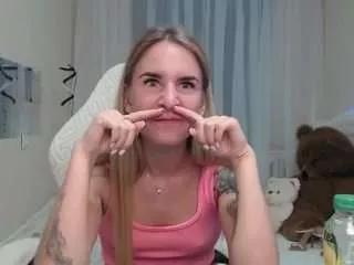 paradisemia from CamSoda