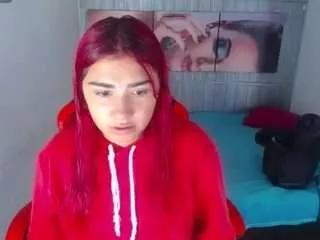 petitelucy18 from CamSoda is Freechat
