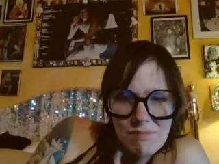 pinkmoonboots from CamSoda is Freechat