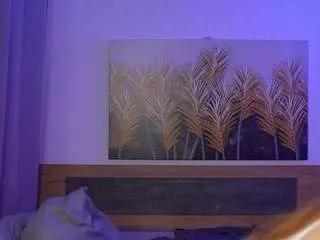 queeniehartell from CamSoda