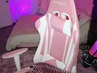 queenxlexy from CamSoda