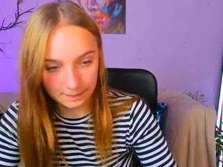 raquel-luxury from CamSoda is Freechat