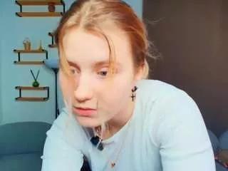 Photos of redamoleski from CamSoda is Freechat