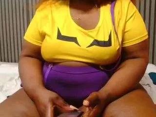 Photos of royalass25 from CamSoda is Freechat