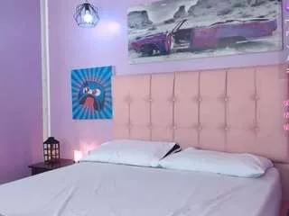 sabrinaa-fox from CamSoda is Freechat