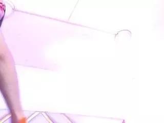 Sabrinaturneer webcams show profile image 